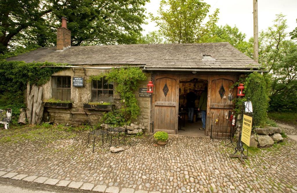 The Buck Inn, מלהאם מראה חיצוני תמונה